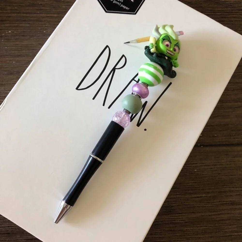 Disney Doorables: The Little Mermaid: Ursula handmade beaded pen